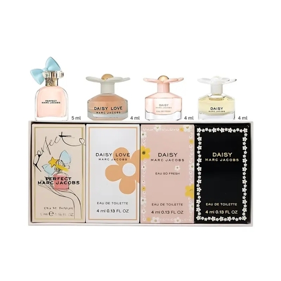 Marc Jacobs Women's Fragrance Set - 4 Scents